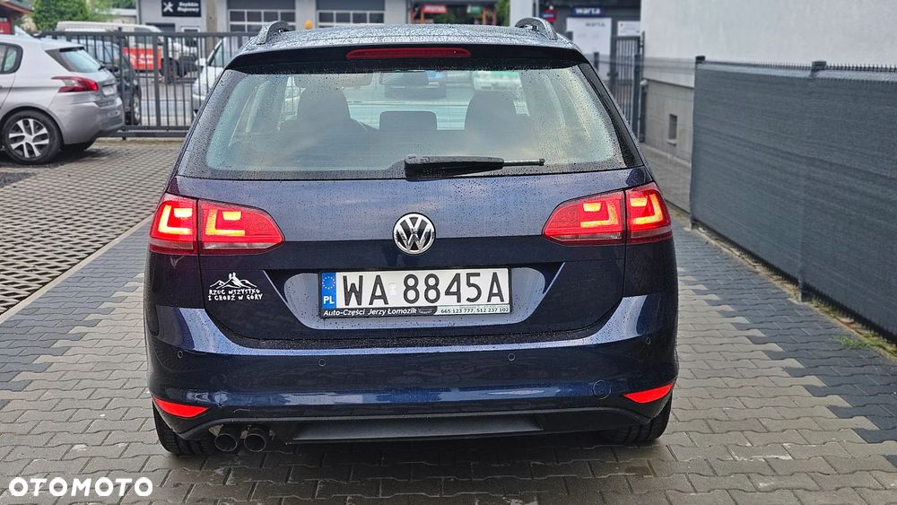 Volkswagen Golf 2.0 TDI BlueMotion Technology Edition - 24