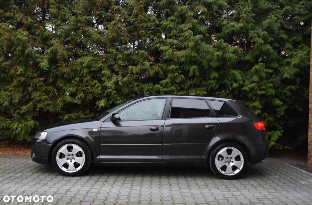 Audi A3 Sportback 1.9 TDI Ambiente - 6