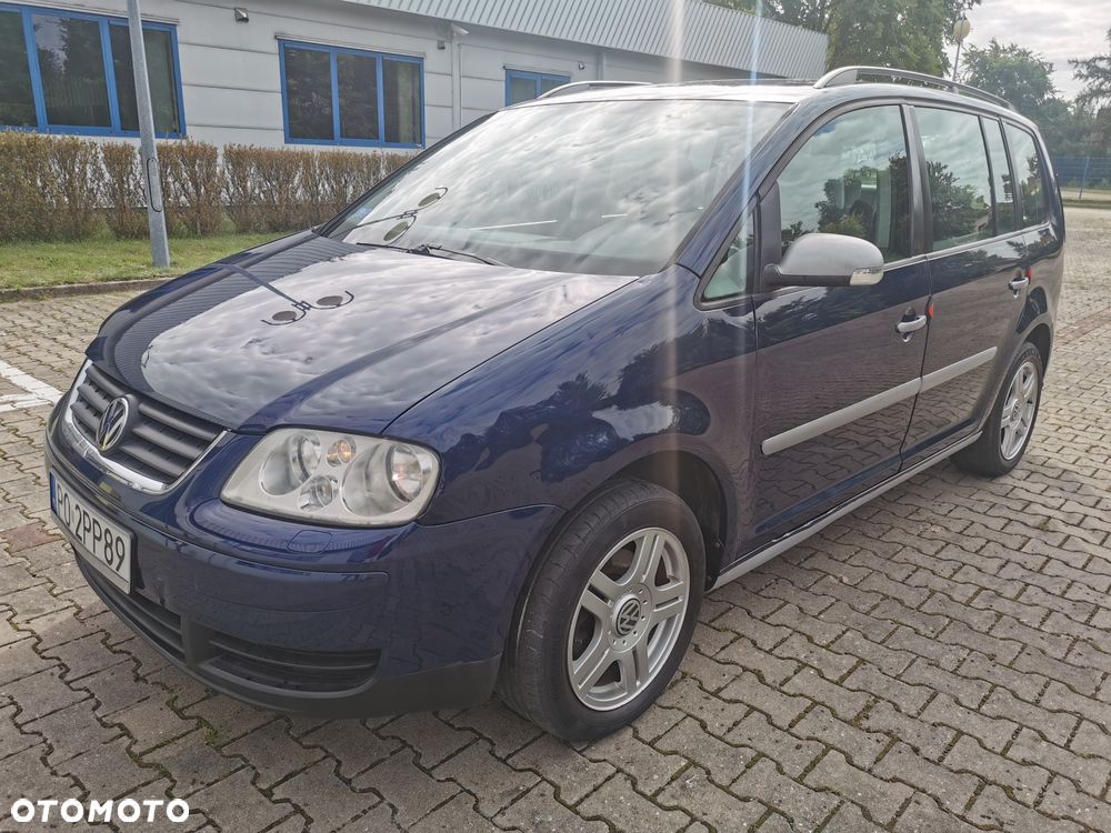 Volkswagen Touran - 8