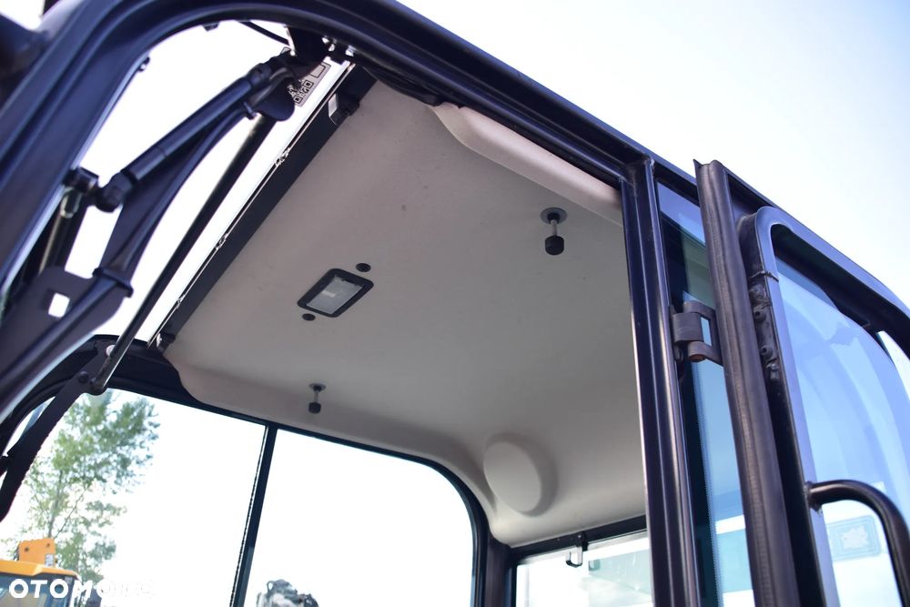 JCB 19C-1 - 18