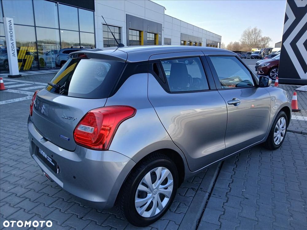 Suzuki Swift - 3