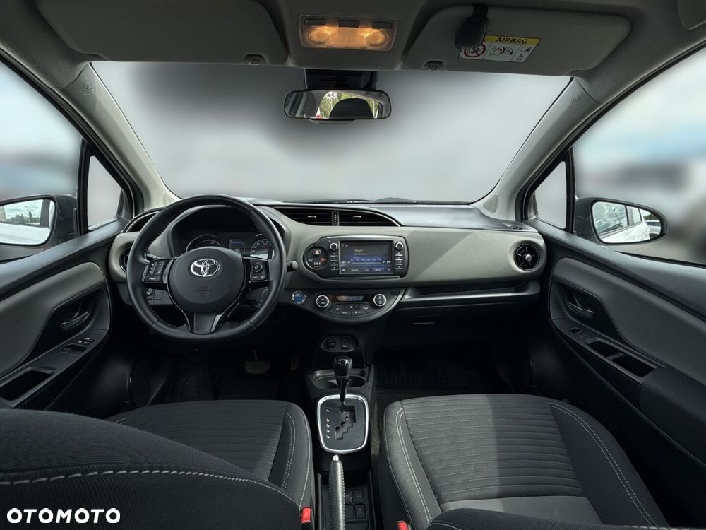 Toyota Yaris Hybrid 100 Premium EU6 - 23