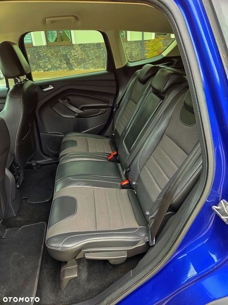 Ford Kuga 2.0 TDCi 2x4 Titanium - 20