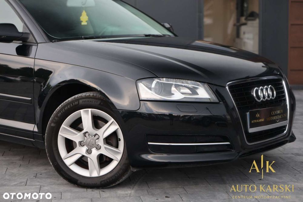 Audi A3 Sportback - 13