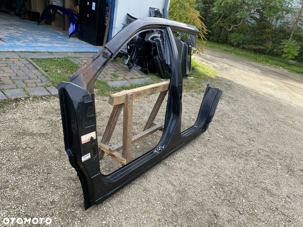 PRÓG LEWY SŁUPEK NISSAN X TRAIL T32 G6031-4CCMA NOWY ORYGINALNY - 3