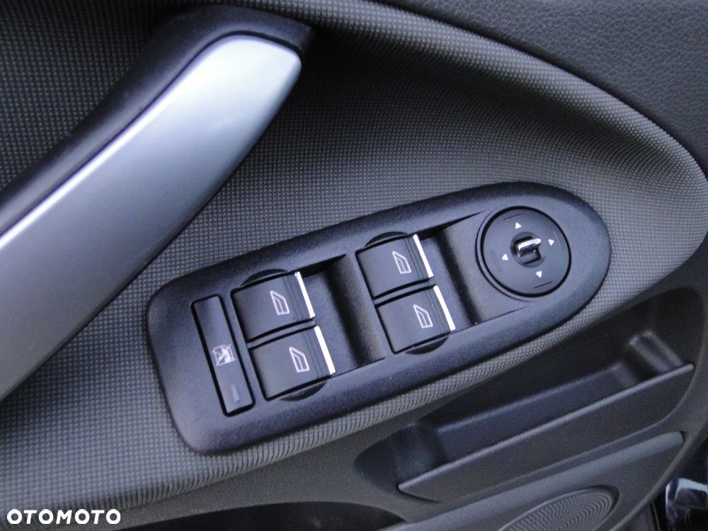 Ford Kuga 2.0 TDCi 4x4 Titanium - 8