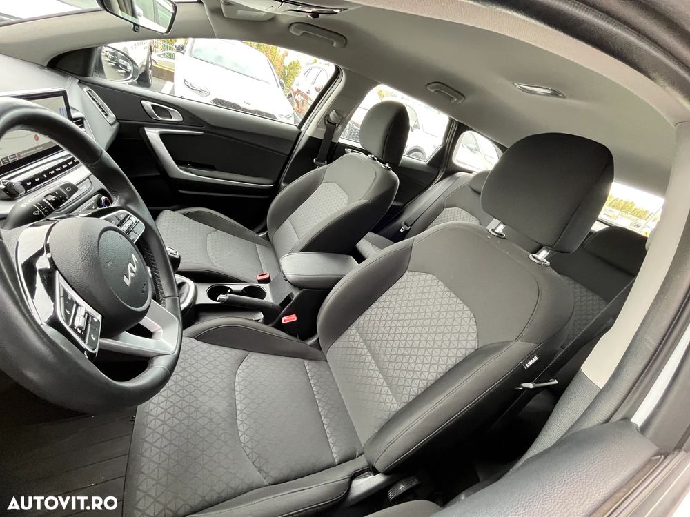 Kia Ceed 1.5 T-GDI 6MT Best - 10