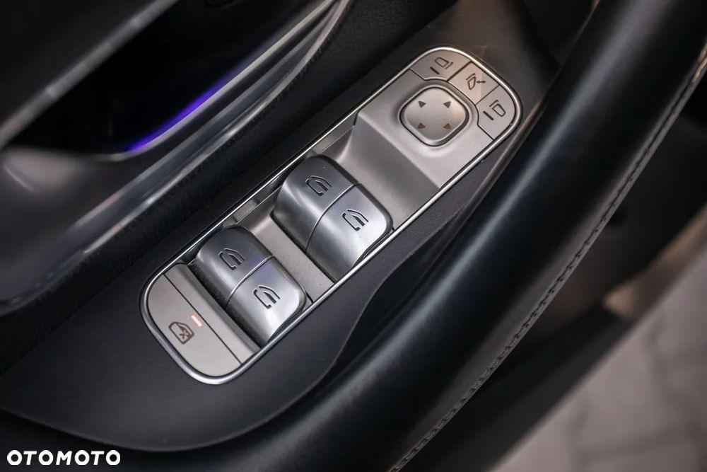 Mercedes-Benz GLE 400 d 4Matic 9G-TRONIC AMG Line - 26