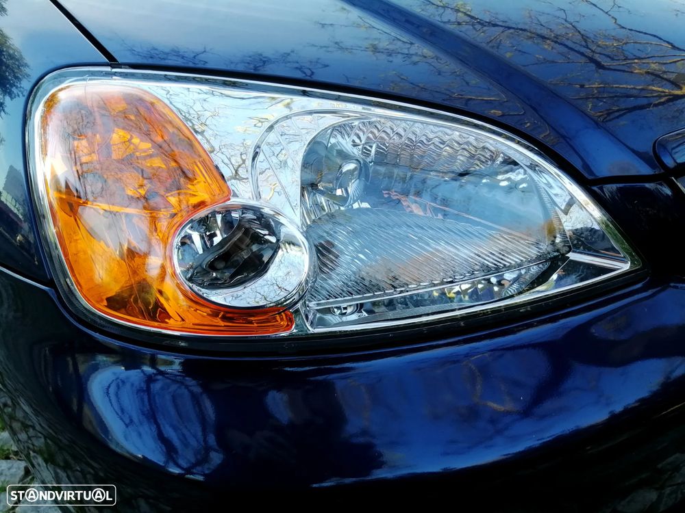 Honda Civic 1.6 ES - 8