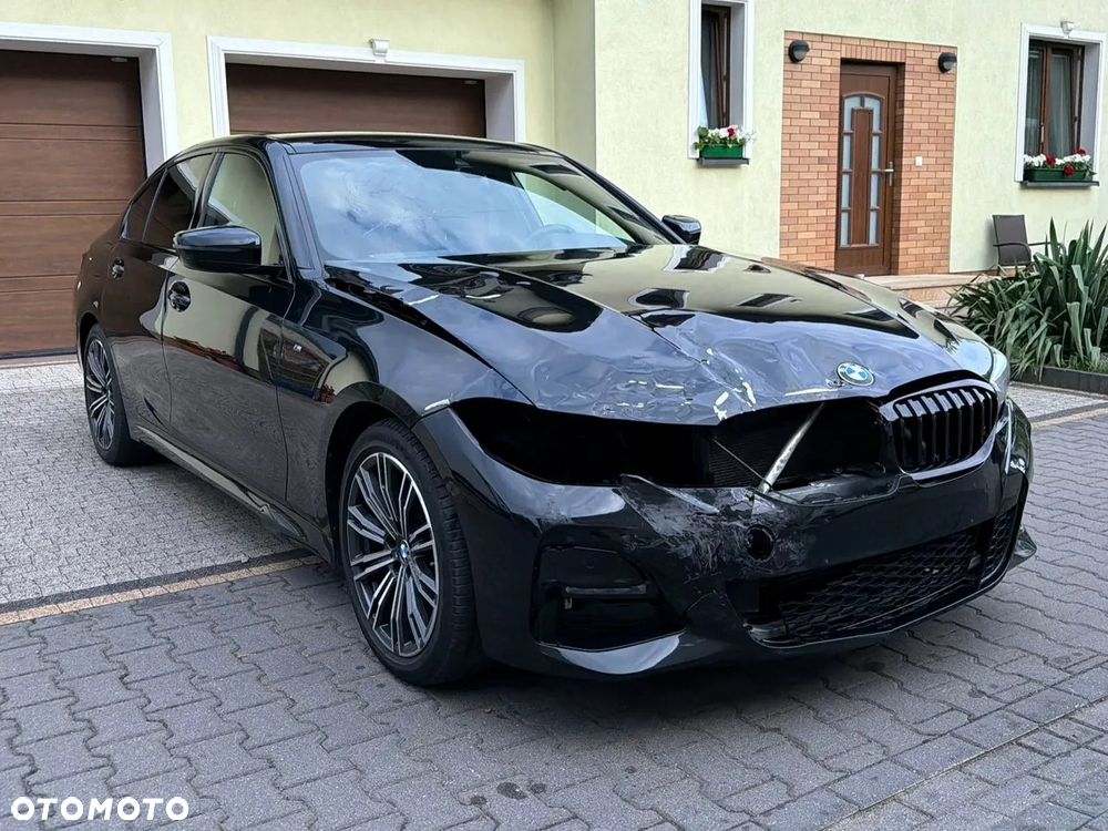 BMW Seria 3 320d xDrive mHEV M Sport - 6