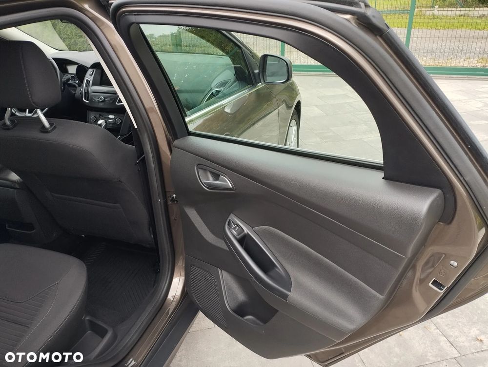Ford Focus - 18