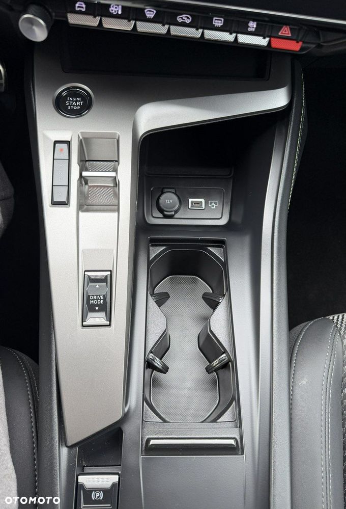 Peugeot 408 1.6 Plug-in Hybrid 240 GT E-DCS7 - 20