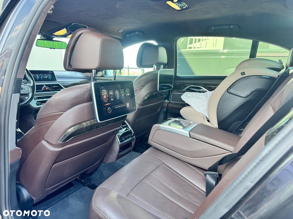 BMW Seria 7 730d xDrive - 21
