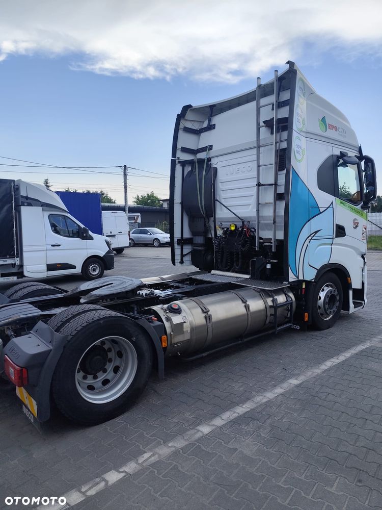 Iveco S-Way LNG Low Deck - 4