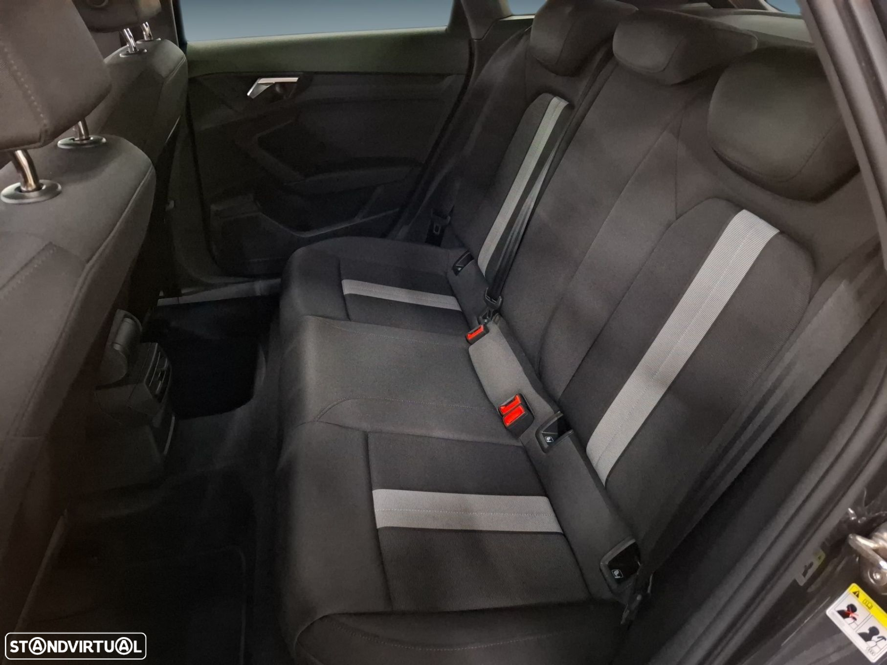 Audi A3 Sportback 30 TFSI Advanced S tronic - 14