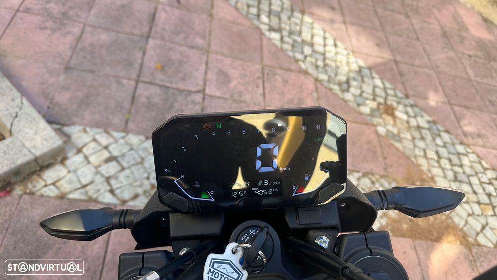 Voge 125R - 2
