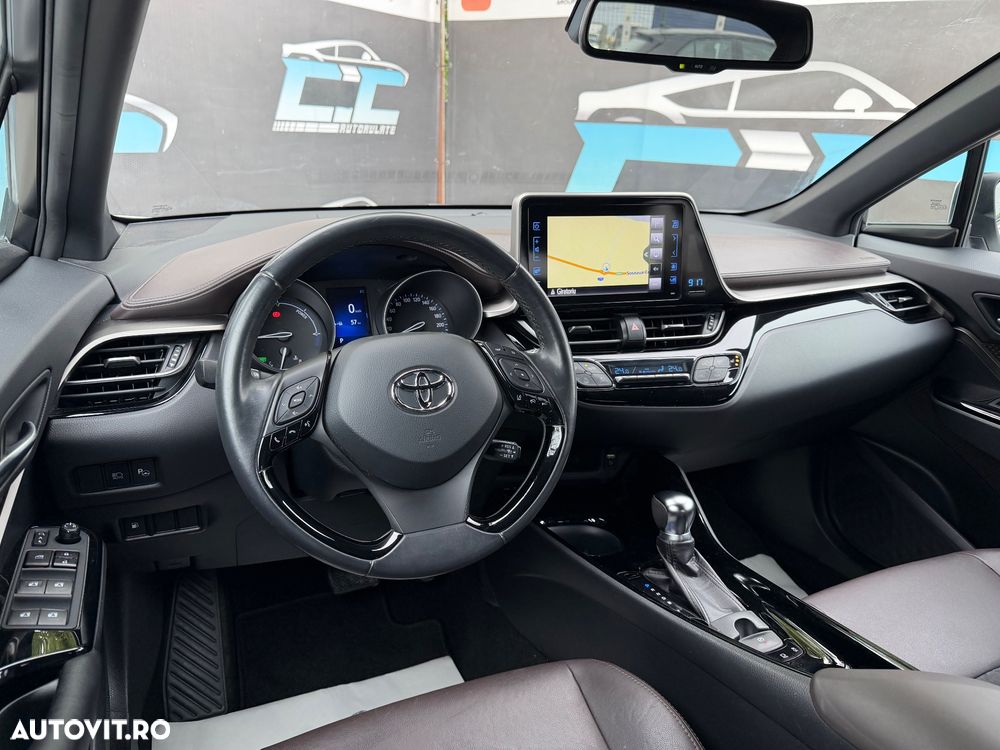 Toyota C-HR Lounge - 12