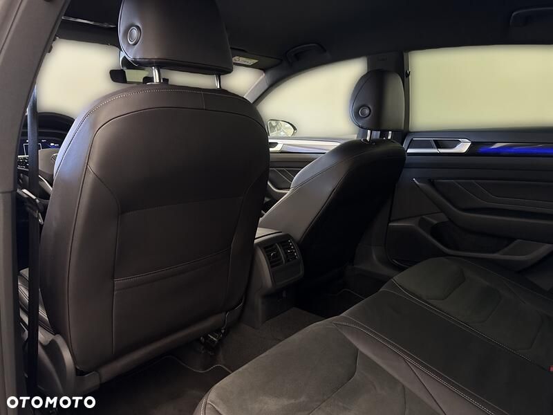 Volkswagen Arteon 2.0 TDI R-Line DSG - 18