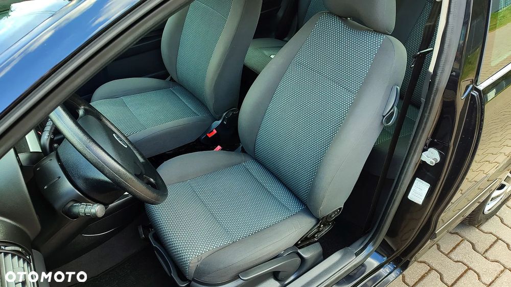 Volkswagen Fox 1.2 - 8