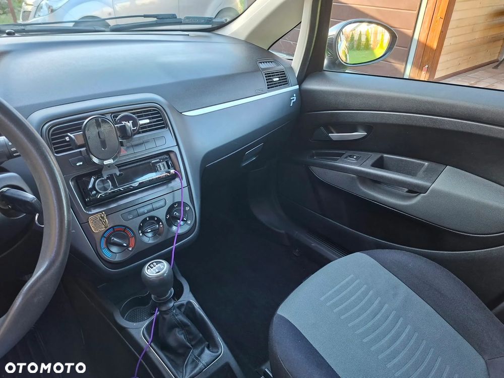 Fiat Grande Punto - 6