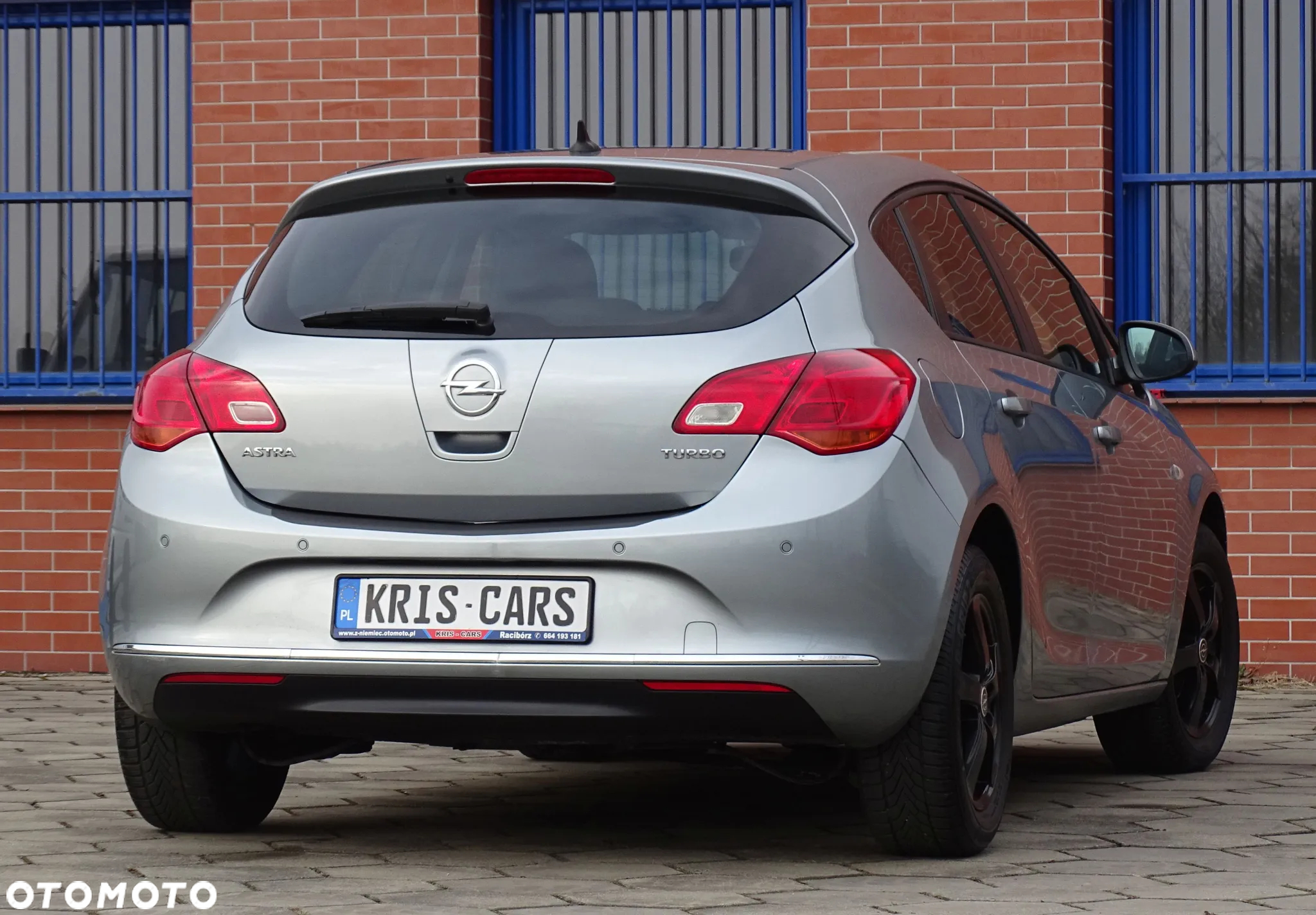 Opel Astra IV 1.4 T Cosmo - 6
