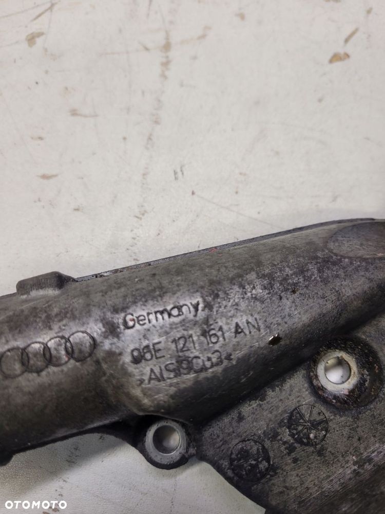OBUDOWA TERMOSTATU AUDI S4 S5 A6 3.0 T 06E121161AN - 4