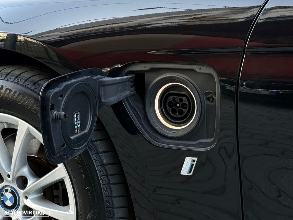 BMW 330 e iPerformance Advantage - 7