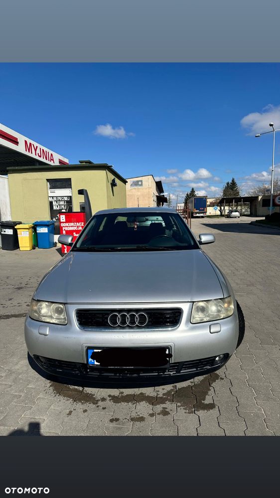 Audi A3 3-drzwiowe 1.6 Ambiente - 1