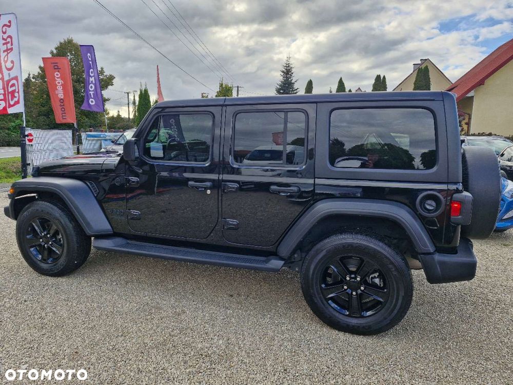 Jeep Wrangler - 5