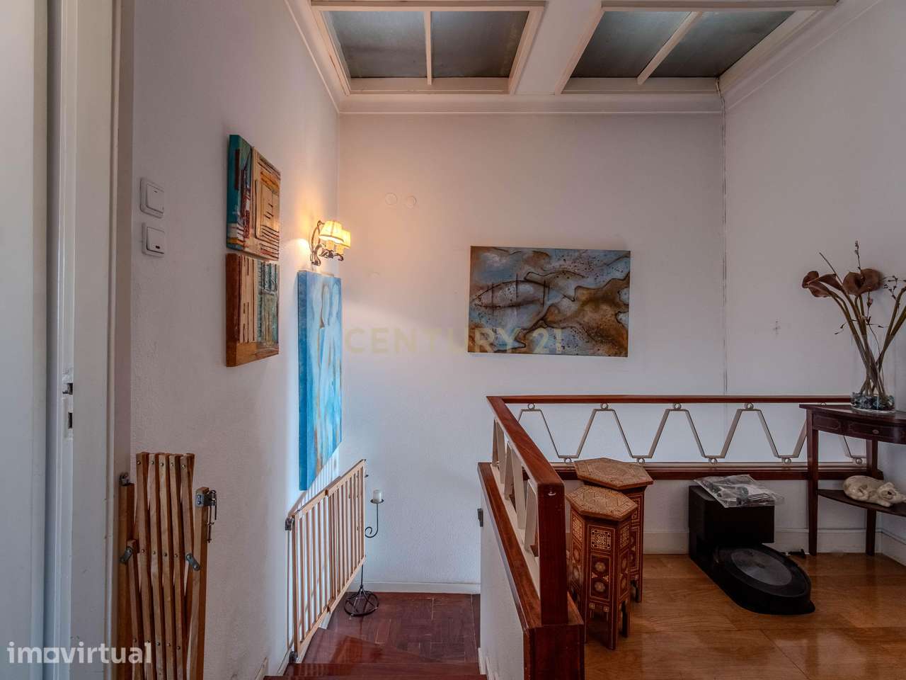 Andar Moradia T2 com sótão e varanda | luz natural, localização Premiu - Grande imagem: 3/26