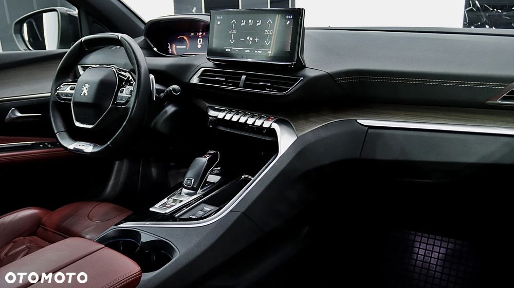 Peugeot 5008 1.6 PureTech GT S&S EAT8 - 17