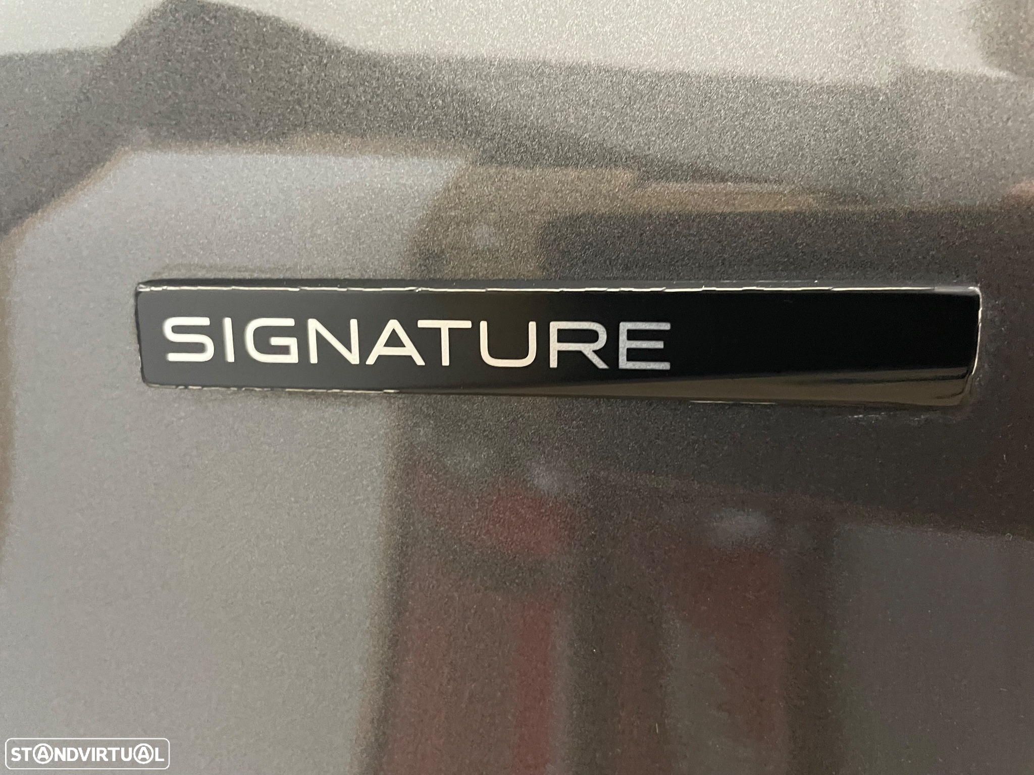 Peugeot 208 PureTech 82 Stop & Start Signature - 25