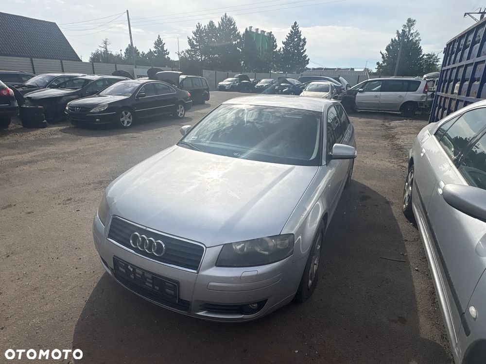 MASKA AUDI A3 8P 2003R. 2,0 FSI NR LAKIERU LY7W - 2