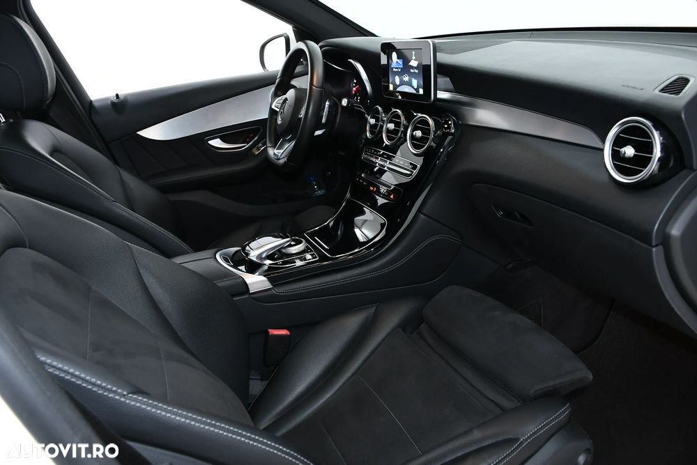 Mercedes-Benz GLC 250 d 4Matic 9G-TRONIC AMG Line - 16