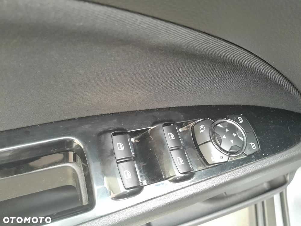 Ford Mondeo 2.0 TDCi Titanium PowerShift - 10