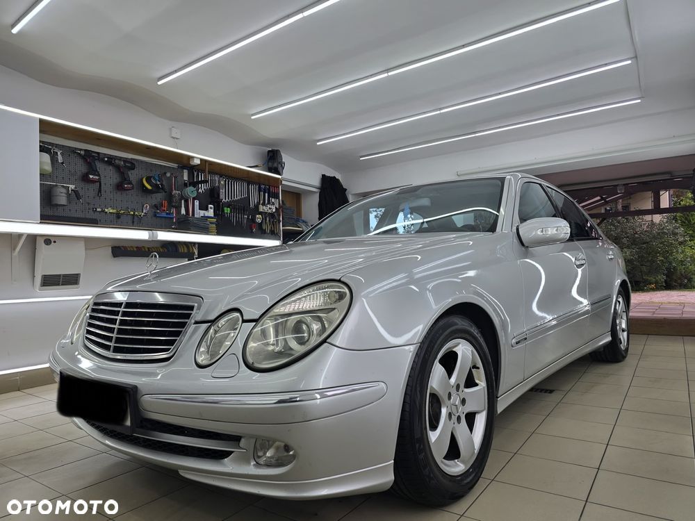 Mercedes-Benz Klasa E 240 Avantgarde - 10