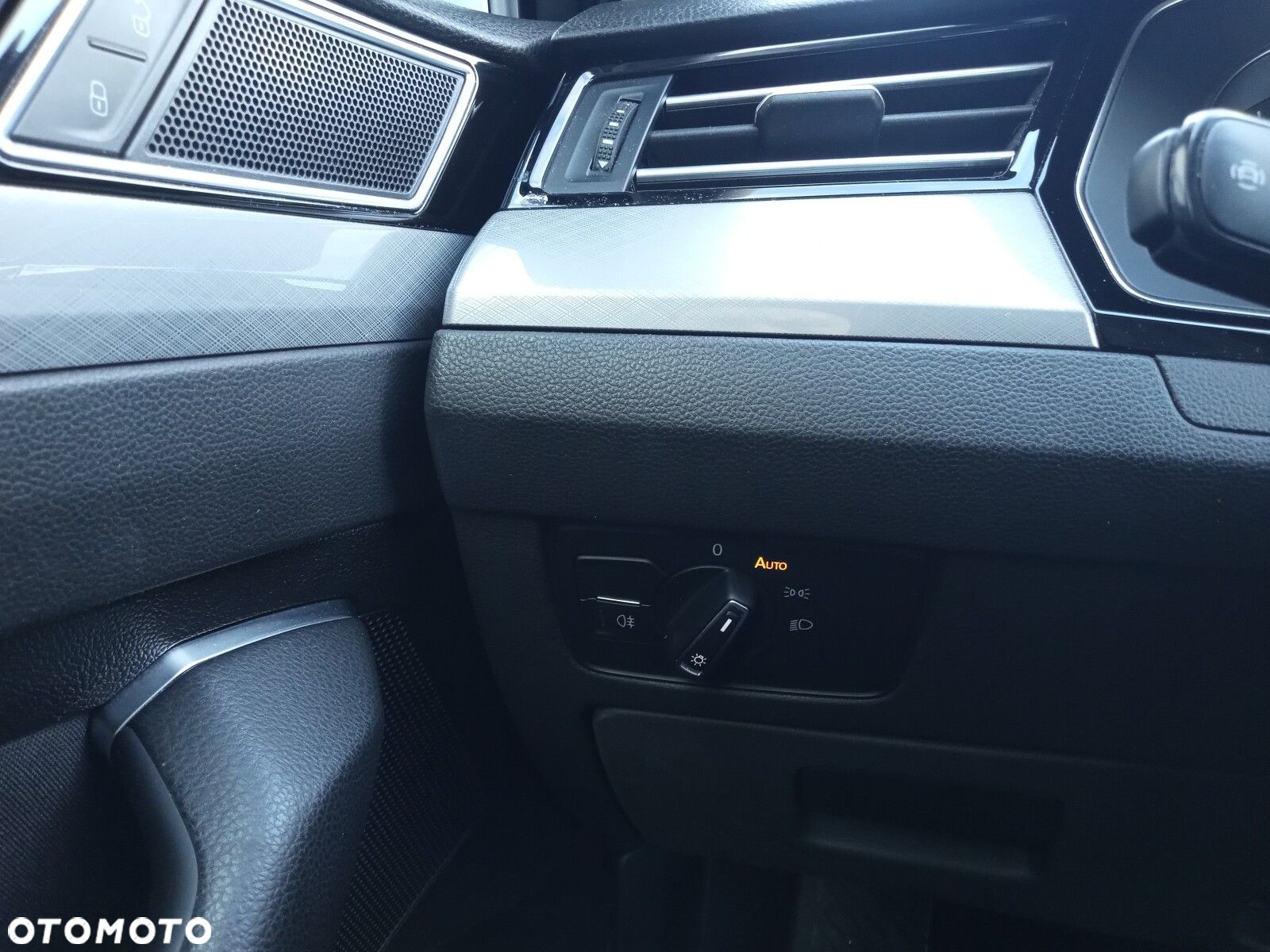 Volkswagen Passat 2.0 TSI Business DSG - 11