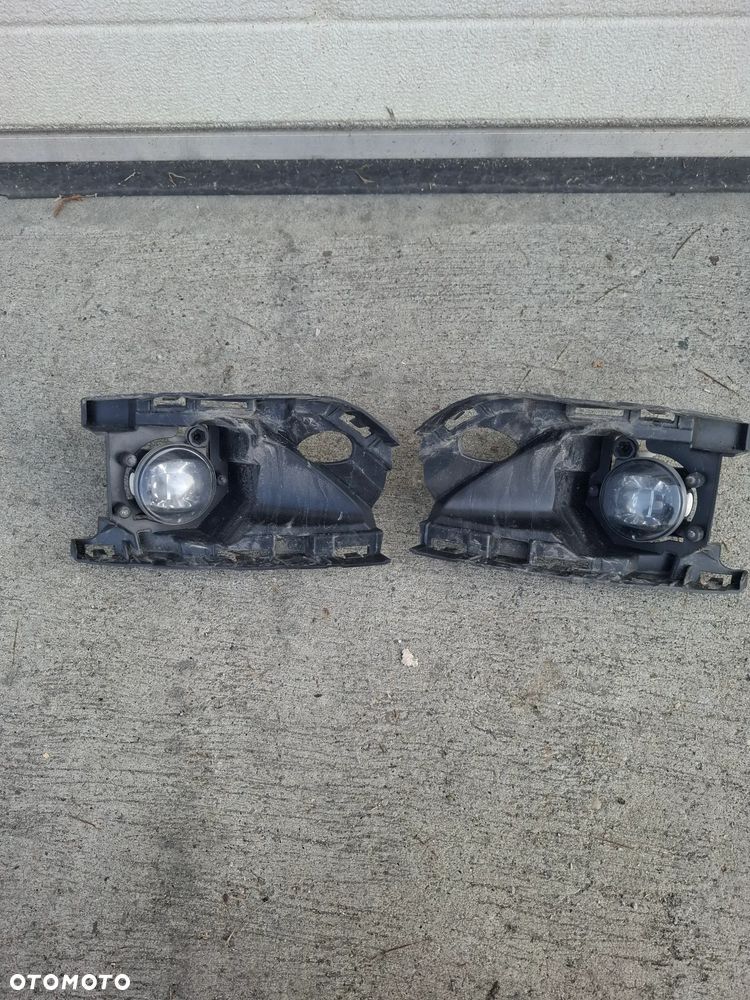 Volvo XC40 Mocowanie halogenu lewe prawe 31407959  31407961 - 1