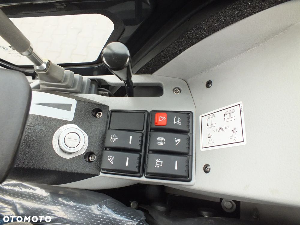 Liu Gong 9018F - 27