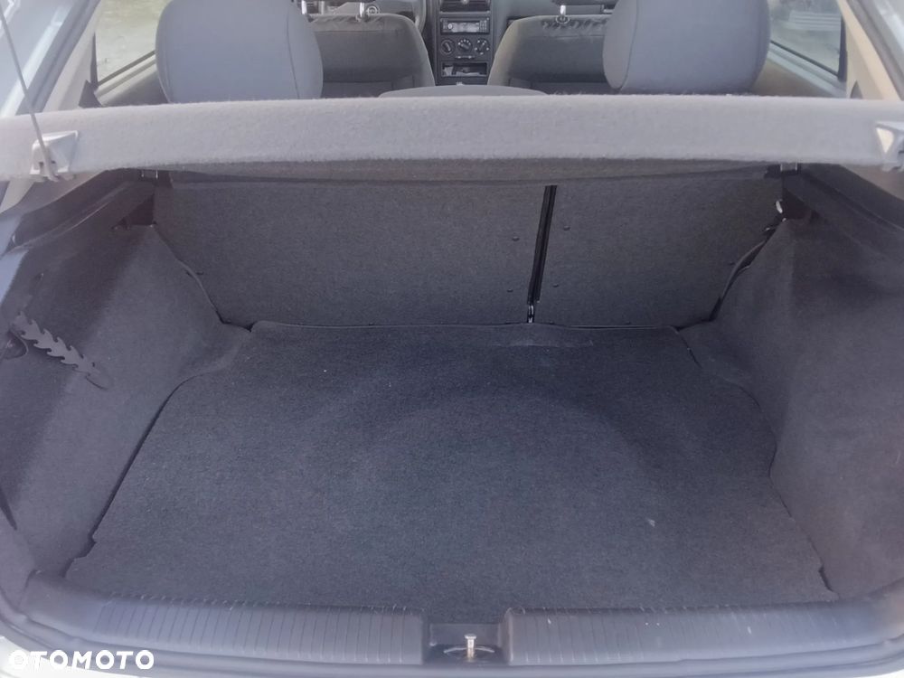 Opel Astra - 13