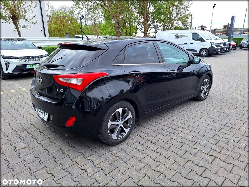 Hyundai i30 1.6 Premium - 4