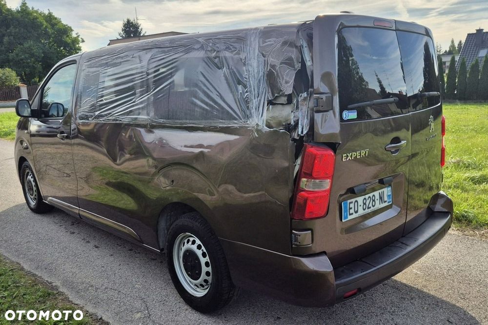 Peugeot Traveller - 5