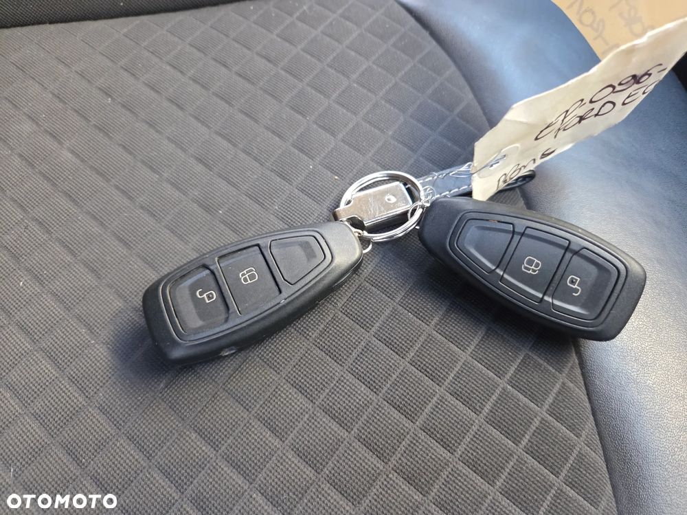 Ford EcoSport 1.0 EcoBoost TREND - 19