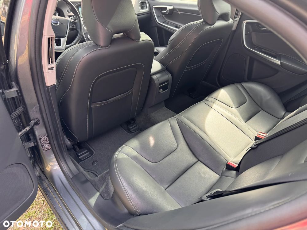 Volvo S60 - 14