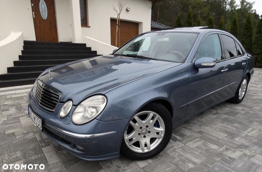 Mercedes-Benz Klasa E 320 T Avantgarde - 22