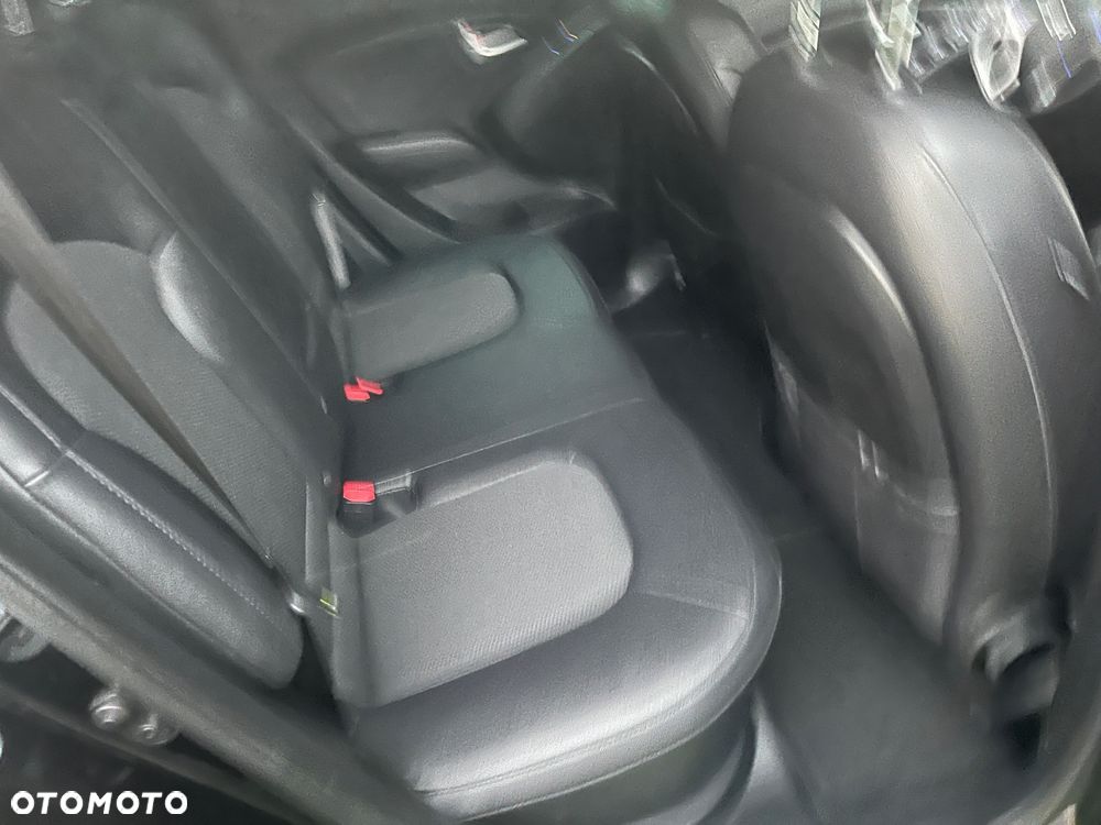 Hyundai ix35 1.6 GDI Premium 2WD - 15