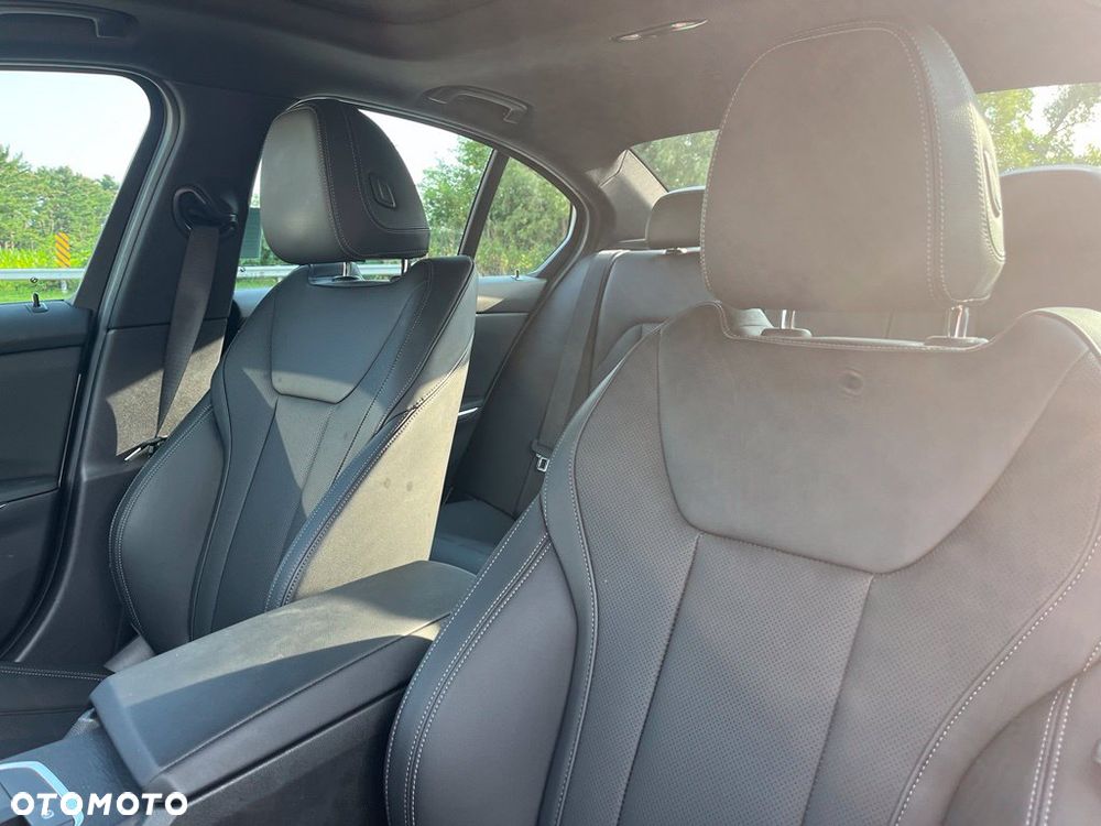 BMW Seria 3 M340i xDrive - 16