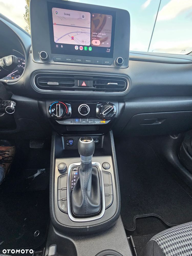 Hyundai Kona - 17