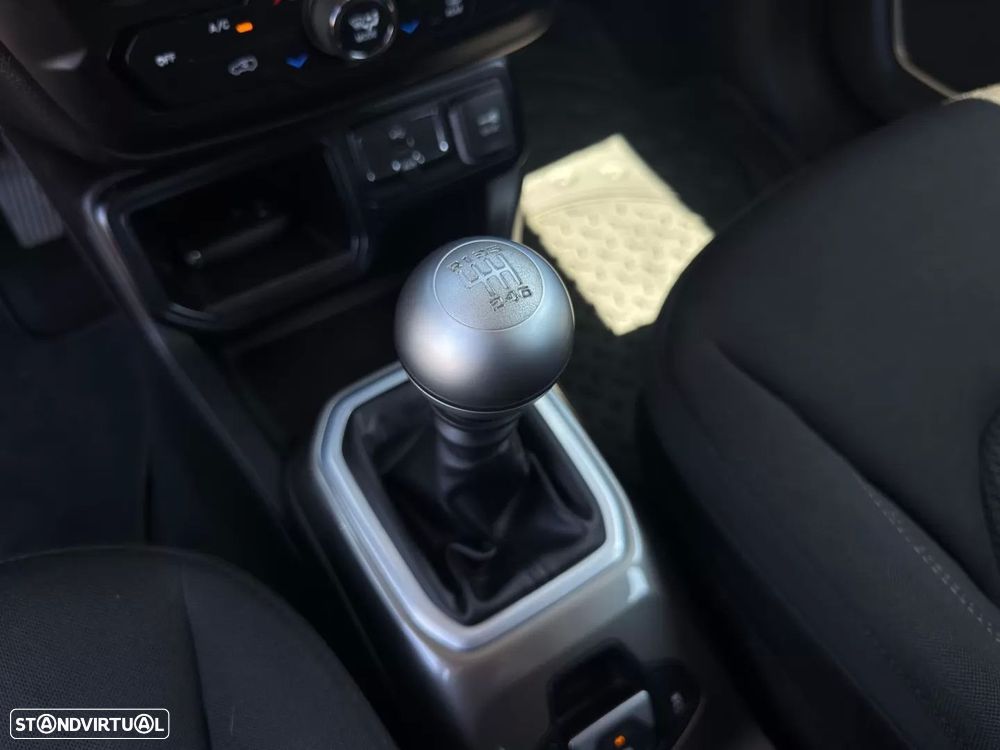 Jeep Renegade 1.0 T Limited - 18