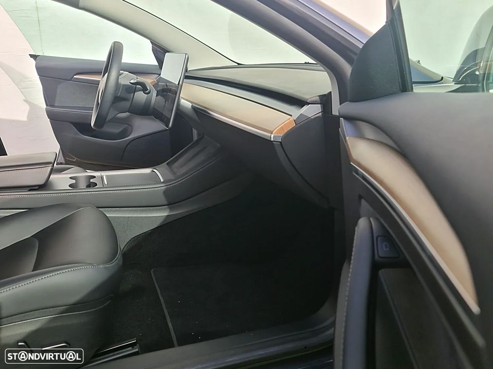 Tesla Model 3 Standard RWD - 11